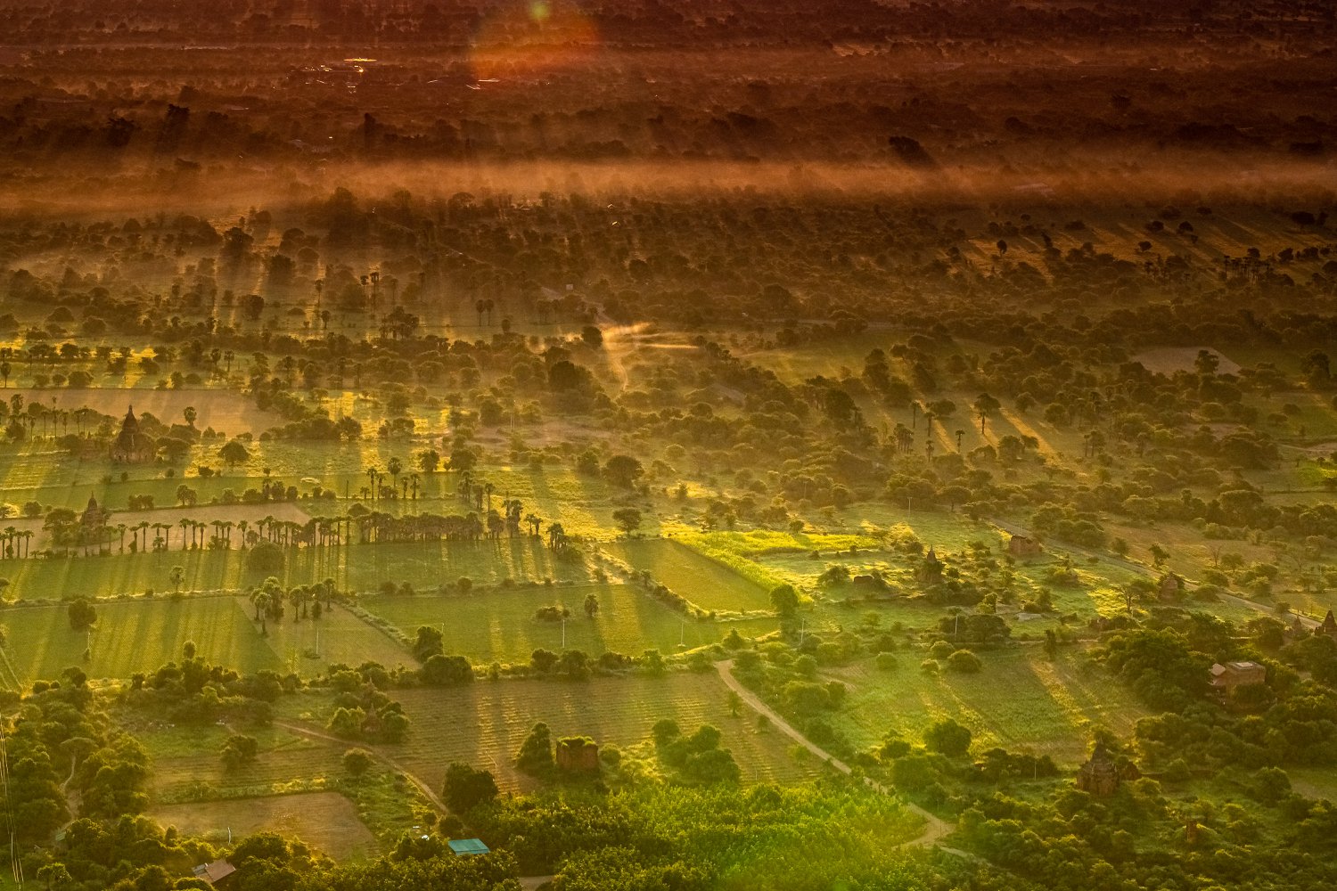 Bagan qua ống kính khách hàng của Farwego Travel